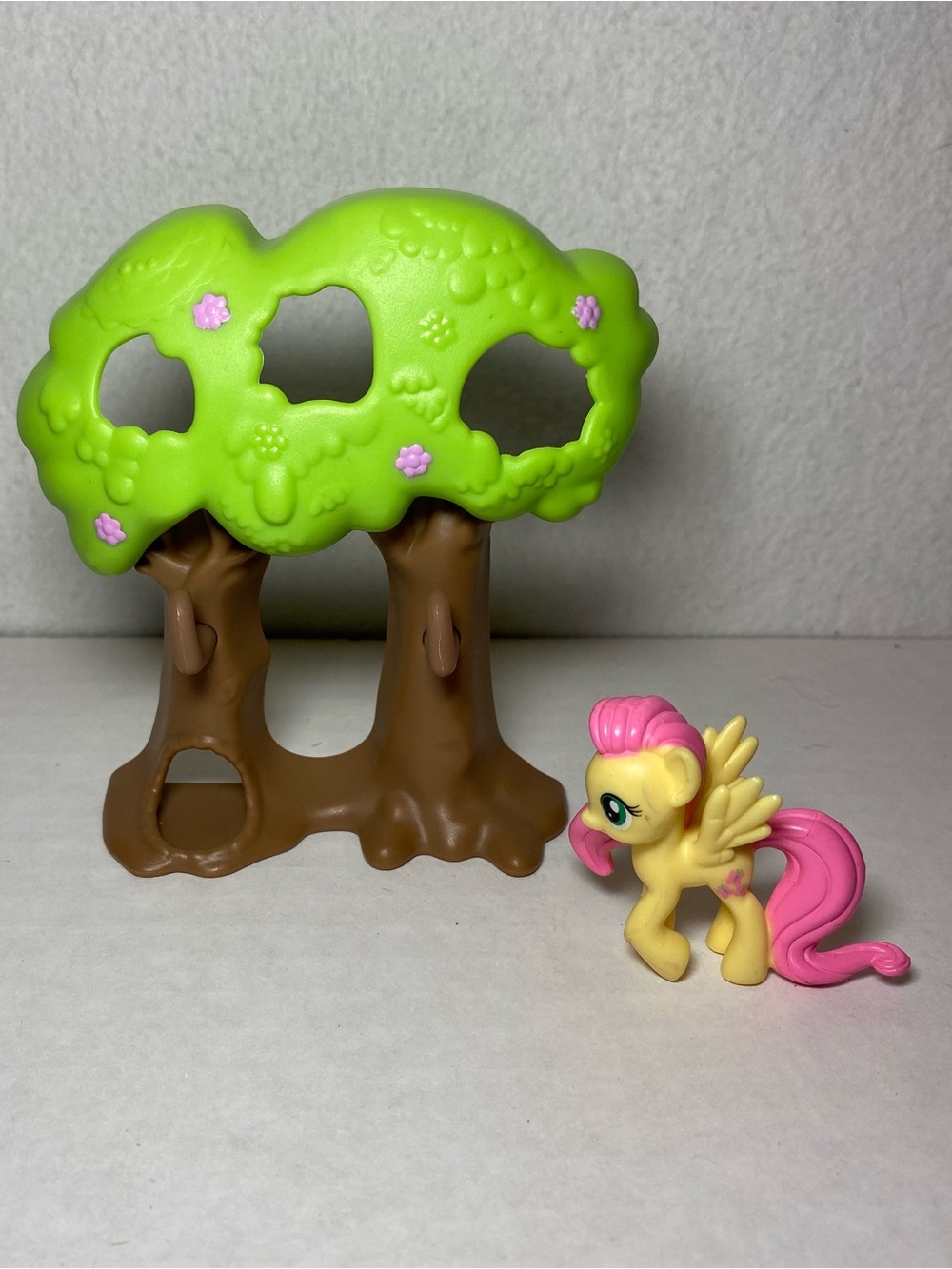My Little Pony Fluttershy's Nursery Tree Playset Mini Figure Hasbro 2010 MLP